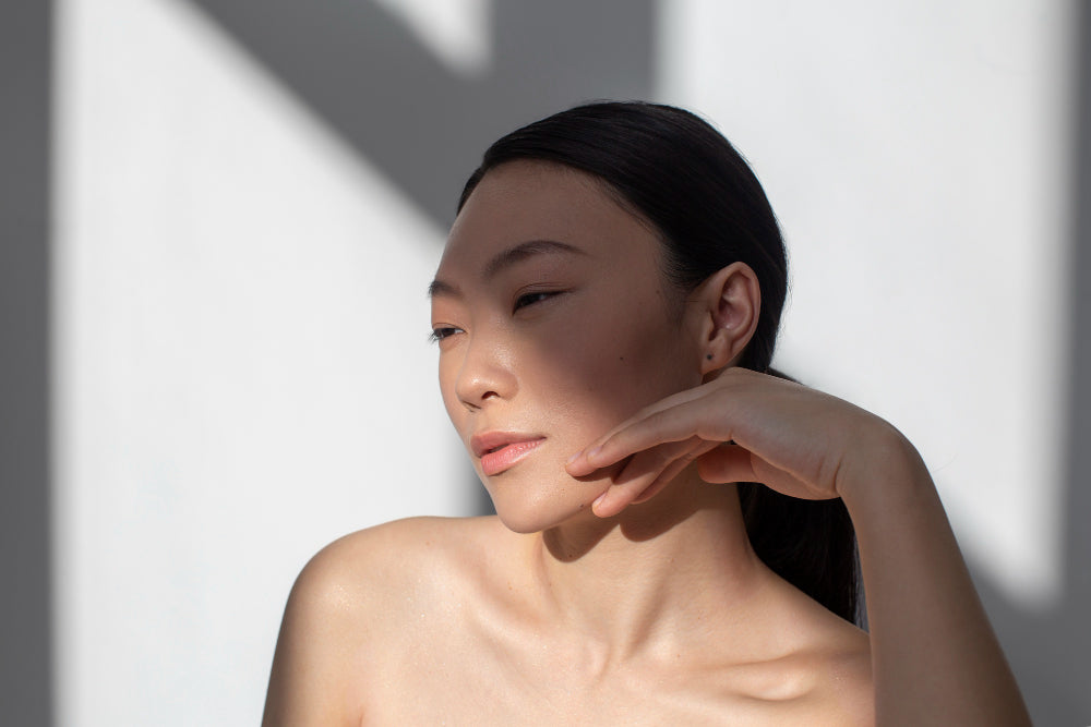 Pelle radiosa, pelle sana, falsi miti skincare