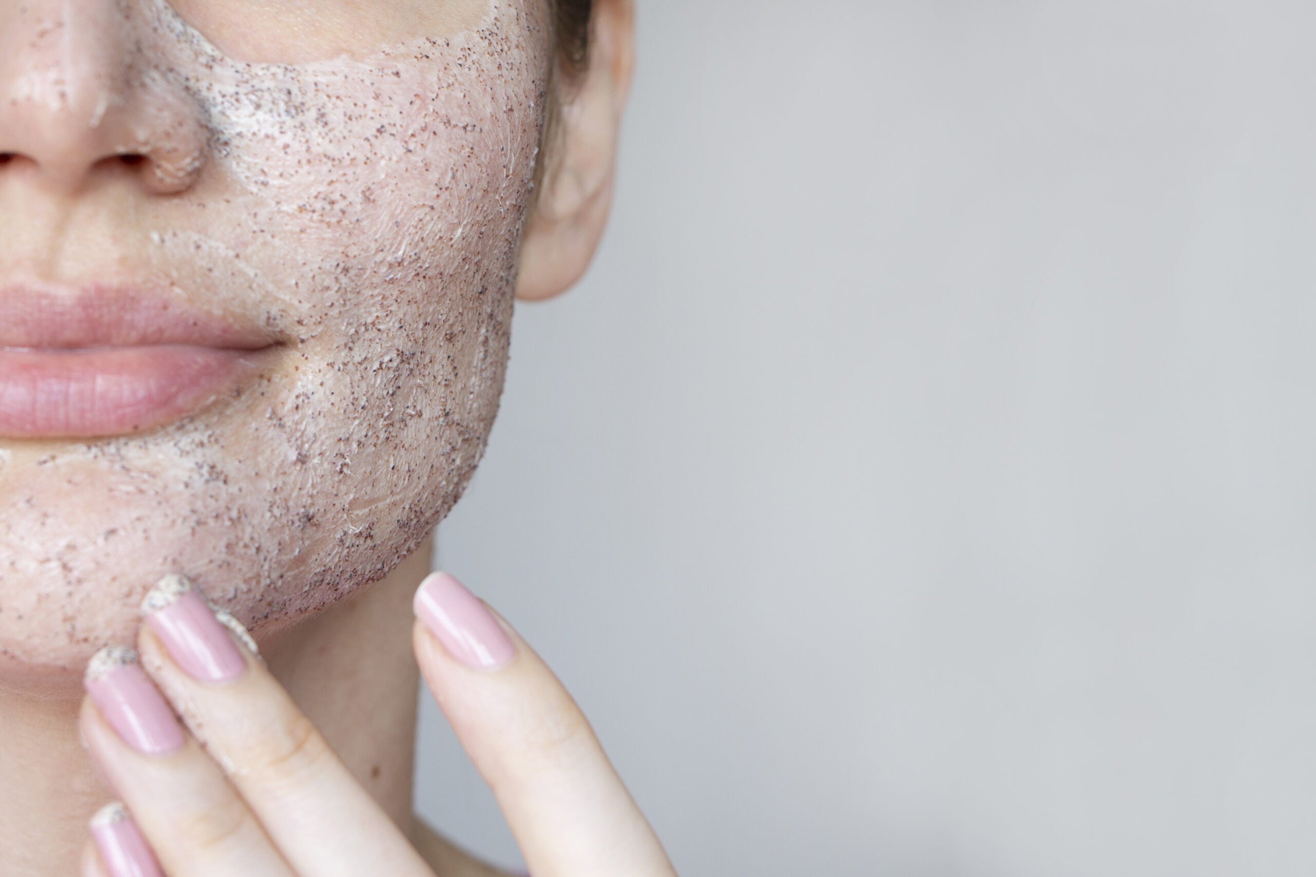 Come fare detox dopo feste: dalla dieta ai prodotti cosmetici bio detossinanti