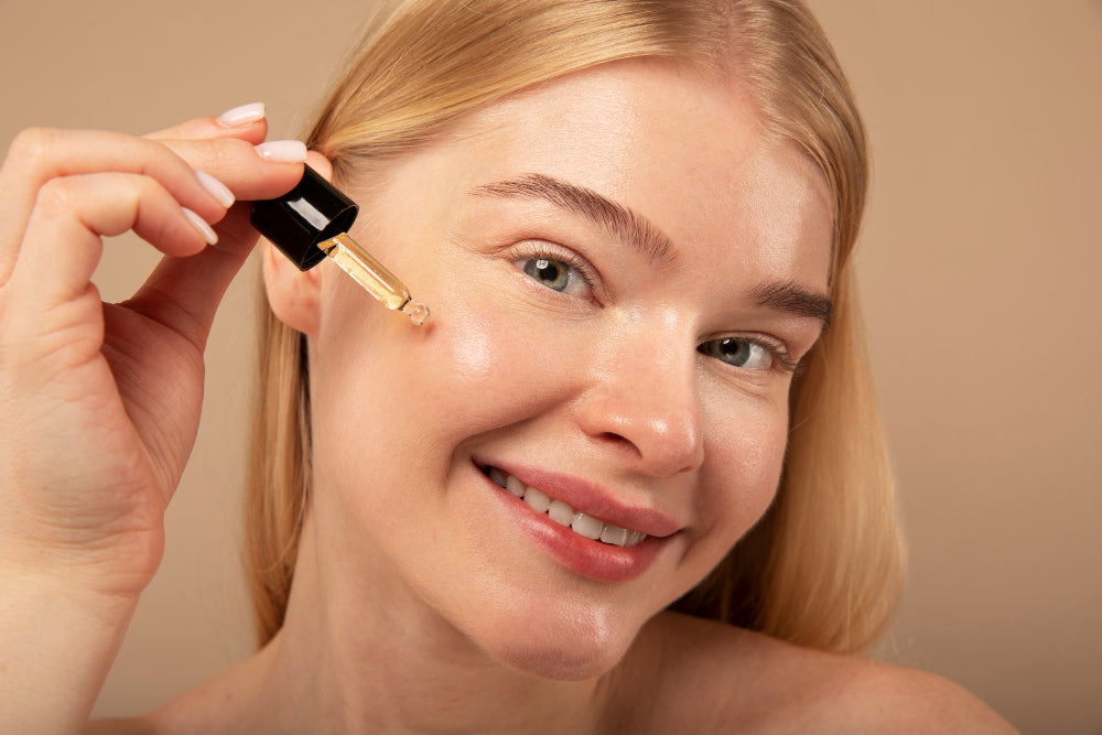 Crema illuminante viso: Scopri i segreti per ottenere una pelle luminosa
