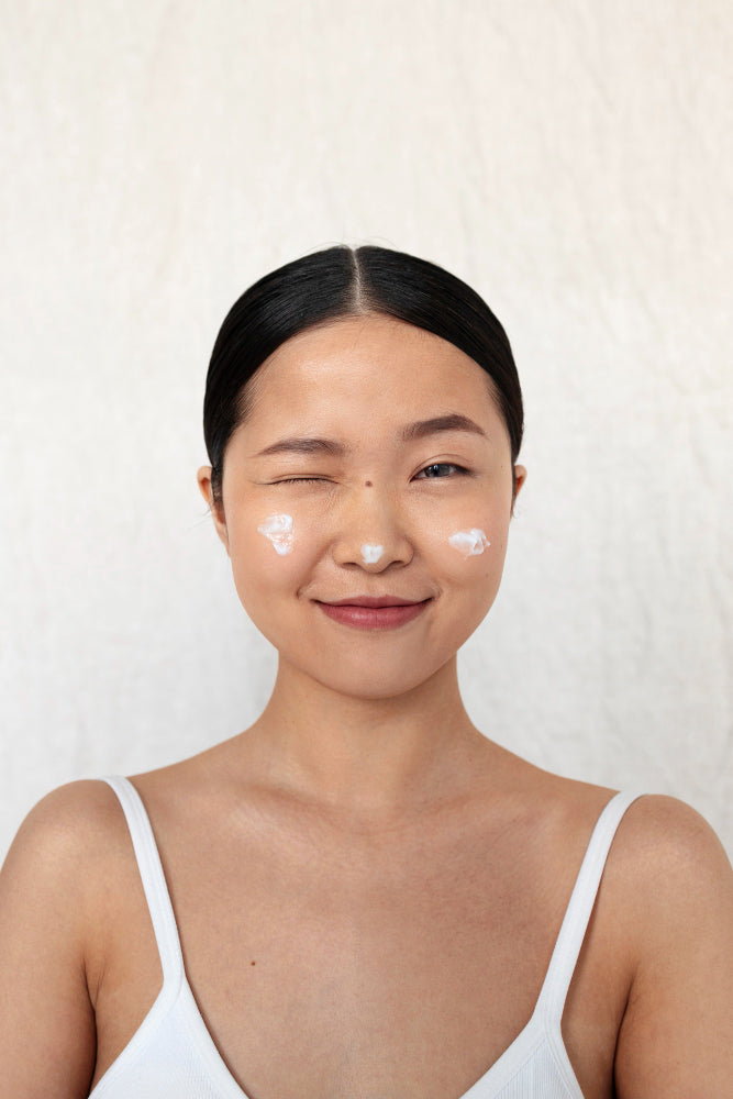 skin minimalism vs k-beauty