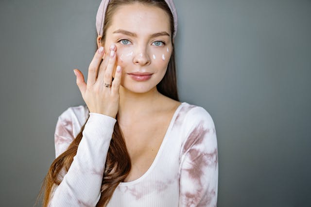 Come sbarazzarsi delle occhiaie scure: cause, rimedi e trattamenti estetici
