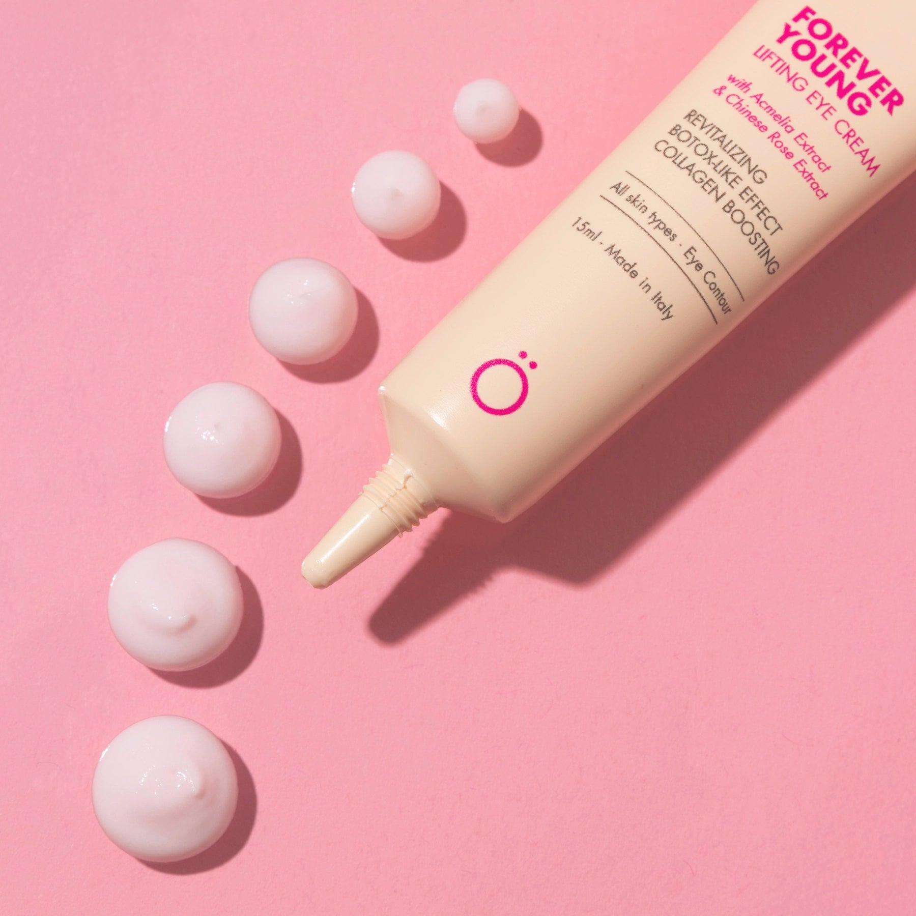 Contorno occhi levigante rimpolpante